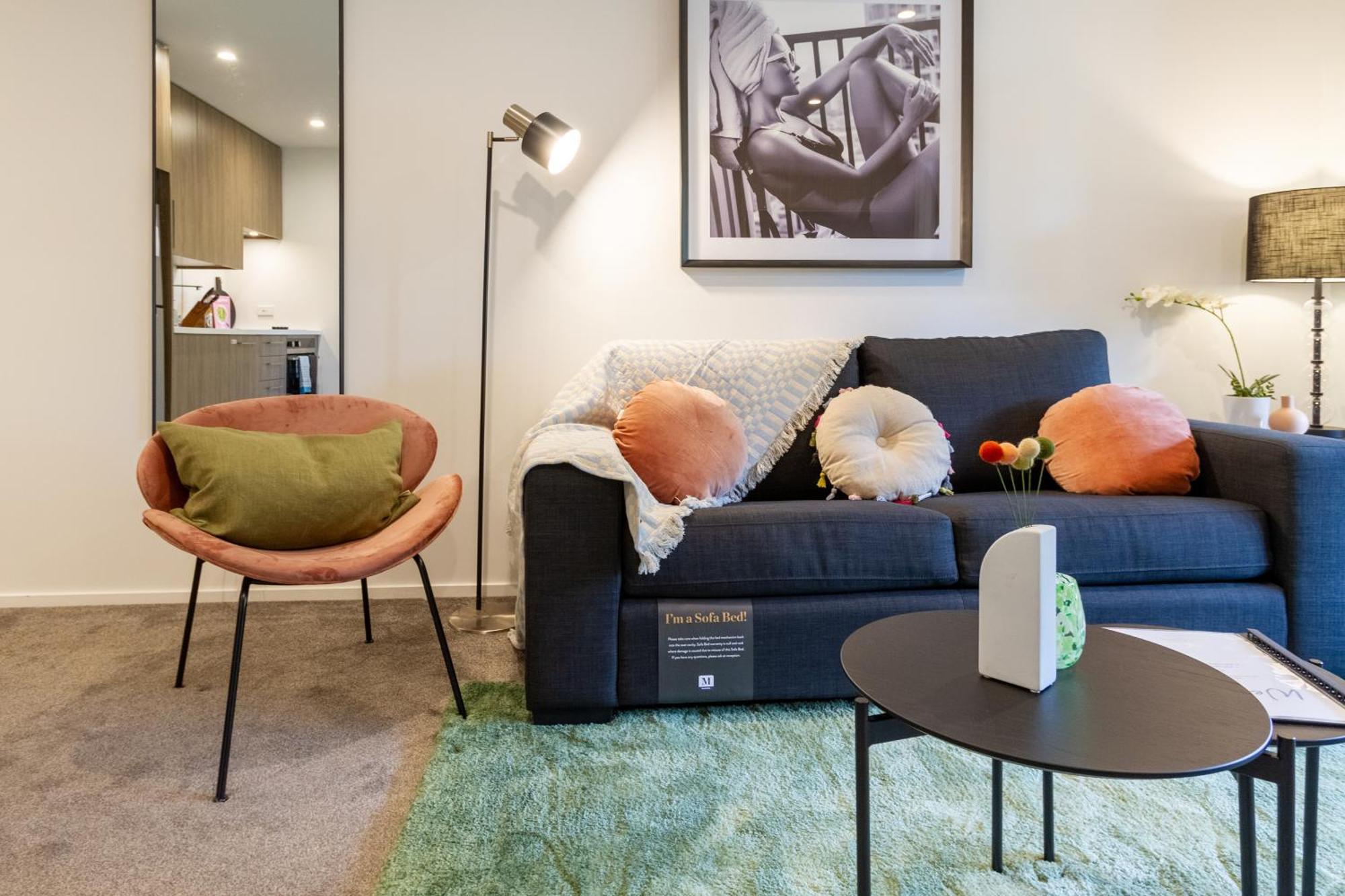 Cozy 1-Bed Apartment With Park Views, Sleeps 4 Christchurch Esterno foto